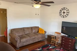 573 N Girard, Hemet, CA 92544 - Photo 22