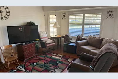 573 N Girard, Hemet, CA 92544 - Photo 20