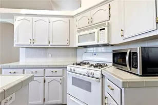 930 S Santa Victoria, Hemet, CA 92543 - Photo 6