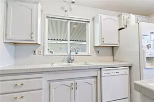 930 S Santa Victoria, Hemet, CA 92543 - Photo 12