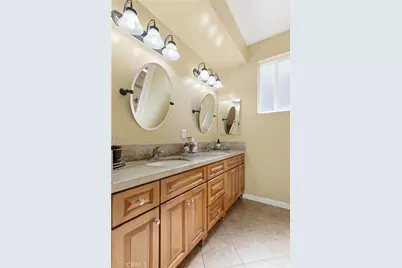 6958 Amigo, Reseda, CA 91335 - Photo 16