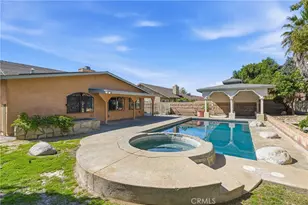 18090 Orange, Fontana, CA 92335 - Photo 42