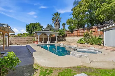 18090 Orange, Fontana, CA 92335 - Photo 38