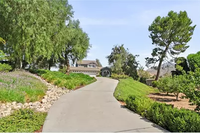 10684 Lakeview Road, Yucaipa, CA 92399 - Photo 6