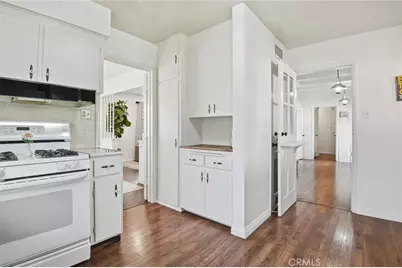 4735 Oakwood Place, Riverside, CA 92506 - Photo 8