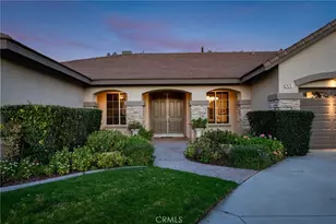 7470 Chateau Ridge Ln, Riverside, CA 92506 - Photo 4