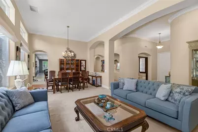 7470 Chateau Ridge Lane, Riverside, CA 92506 - Photo 10