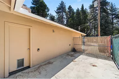31686 Luring Pines Circle, Running Springs, CA 92382 - Photo 28