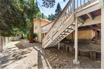 31686 Luring Pines Circle, Running Springs, CA 92382 - Photo 32