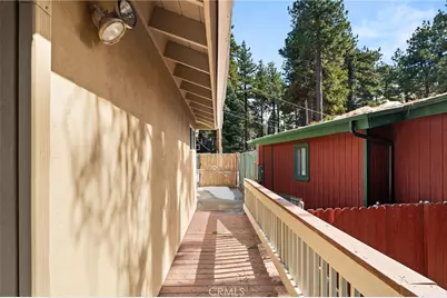 31686 Luring Pines, Running Springs, CA 92382 - Photo 30