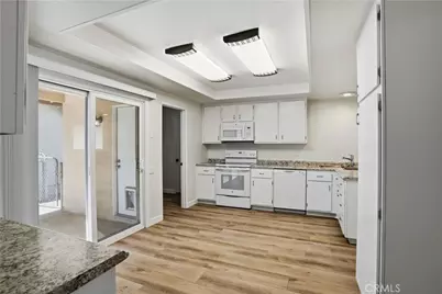 28028 Foxfire, Menifee, CA 92586 - Photo 12