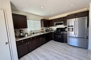 14155 Sun Valley, Adelanto, CA 92301 - Photo 10