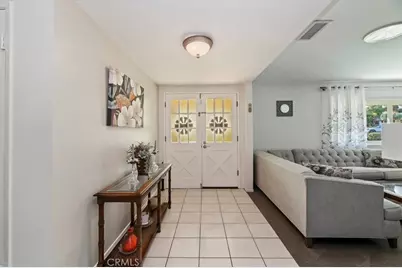 5296 Bronson, Riverside, CA 92506 - Photo 8