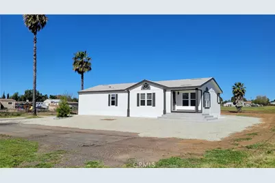 20810 Oleander Avenue, Perris, CA 92570 - Photo 2