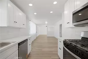 27031 Yale St, Hemet, CA 92544 - Photo 8