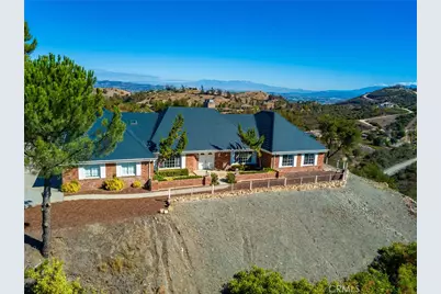 26100 Calle Corveta, Temecula, CA 92590 - Photo 2