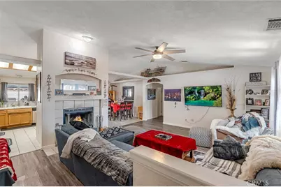 19084 Rocksprings Road, Hesperia, CA 92345 - Photo 6