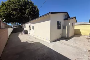 2260 Easy Ave, Long Beach, CA 90810 - Photo 12