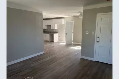 2260 Easy Avenue, Long Beach, CA 90810 - Photo 2