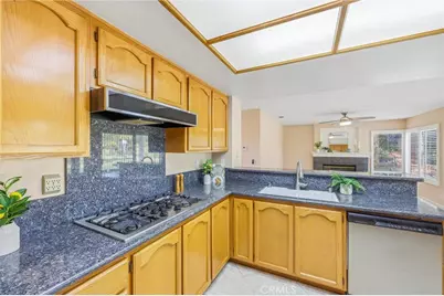 2000 Citrus Wood Lane, Riverside, CA 92503 - Photo 8
