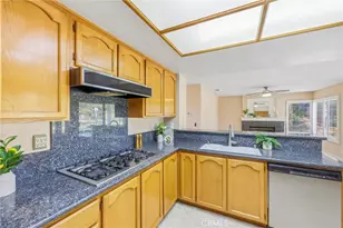 2000 Citrus Wood Ln, Riverside, CA 92503 - Photo 8