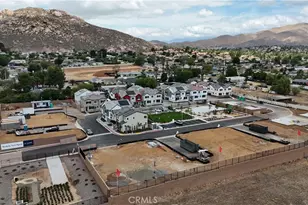 8709 Areca Ln, Jurupa Valley, CA 92509 - Photo 16