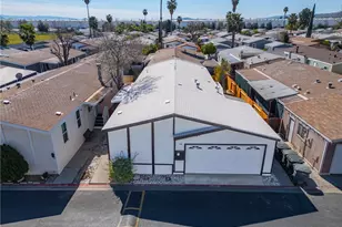 80 E Dawes, Perris, CA 92571 - Photo 34