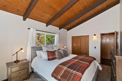 27994 W Shore, Lake Arrowhead, CA 92352 - Photo 14