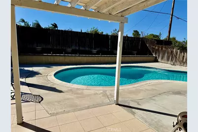 2172 Kellogg Avenue, Corona, CA 92879 - Photo 6