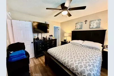 2172 Kellogg Avenue, Corona, CA 92879 - Photo 38