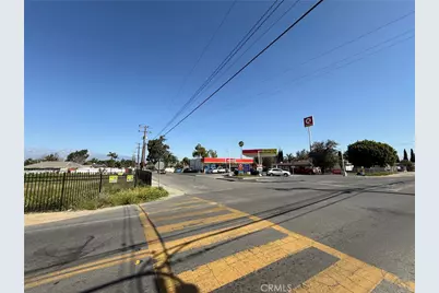 10621 Jurupa Rd, Jurupa Valley, CA 91752 - Photo 4