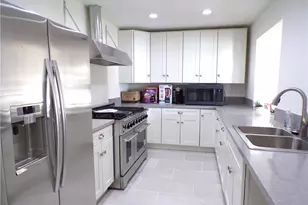 13627 Hermano Way, Desert Hot Springs, CA 92240 - Photo 10