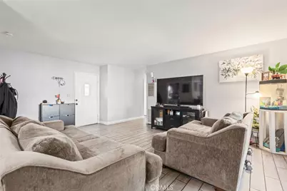 19450 Woodhill Street, Rialto, CA 92376 - Photo 20