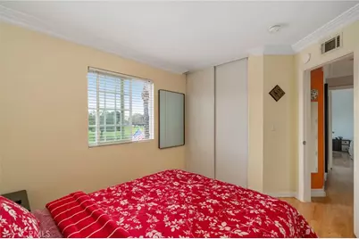 1949 Cottonwood, Colton, CA 92324 - Photo 20