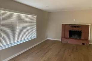 360 Terry Ln, Hemet, CA 92544 - Photo 2