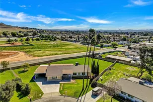 9210 Trailhead, Jurupa Valley, CA 92509 - Photo 28