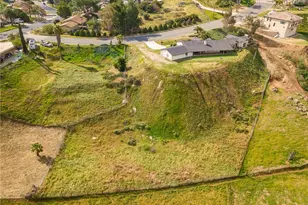 8501 Gray Mare, Jurupa Valley, CA 92509 - Photo 2