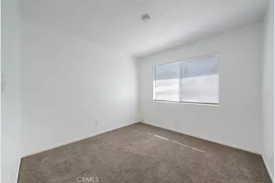 1911 N Summit, Pasadena, CA 91103 - Photo 18