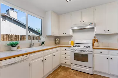 29724 Gifhorn Court, Menifee, CA 92584 - Photo 16