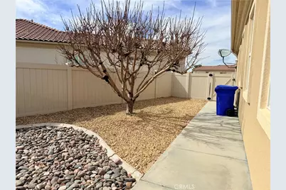 10906 Rockaway Glen, Apple Valley, CA 92308 - Photo 26
