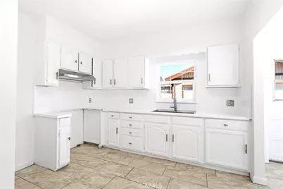 2625 N Arrowhead, San Bernardino, CA 92405 - Photo 12