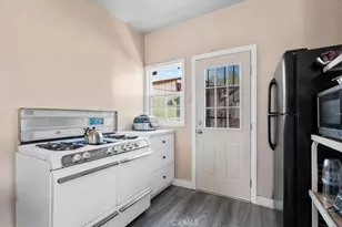 3655 Castalia Ave, Los Angeles, CA 90032 - Photo 14