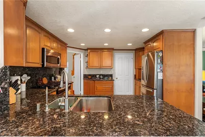 11358 Breithorn Court, Riverside, CA 92503 - Photo 14