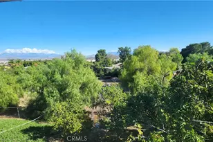 23729 Citrus Ave, Perris, CA 92570 - Photo 34