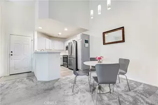 5728 Oak Bend Ln, Oak Park, CA 91377 - Photo 4