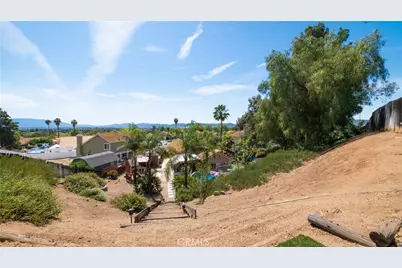 39015 Corte Pacheco, Murrieta, CA 92562 - Photo 16