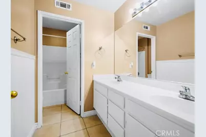 28530 Cantebury, Highland, CA 92346 - Photo 10