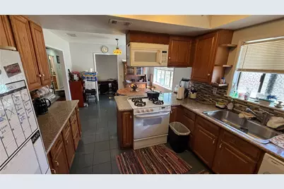 9230 Choiceana, Hesperia, CA 92345 - Photo 8