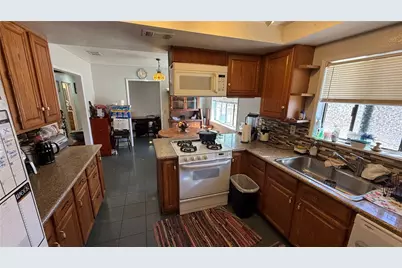 9230 Choiceana, Hesperia, CA 92345 - Photo 6