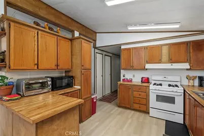 1456 E Philadelphia St Spc 136, Ontario, CA 91761 - Photo 14